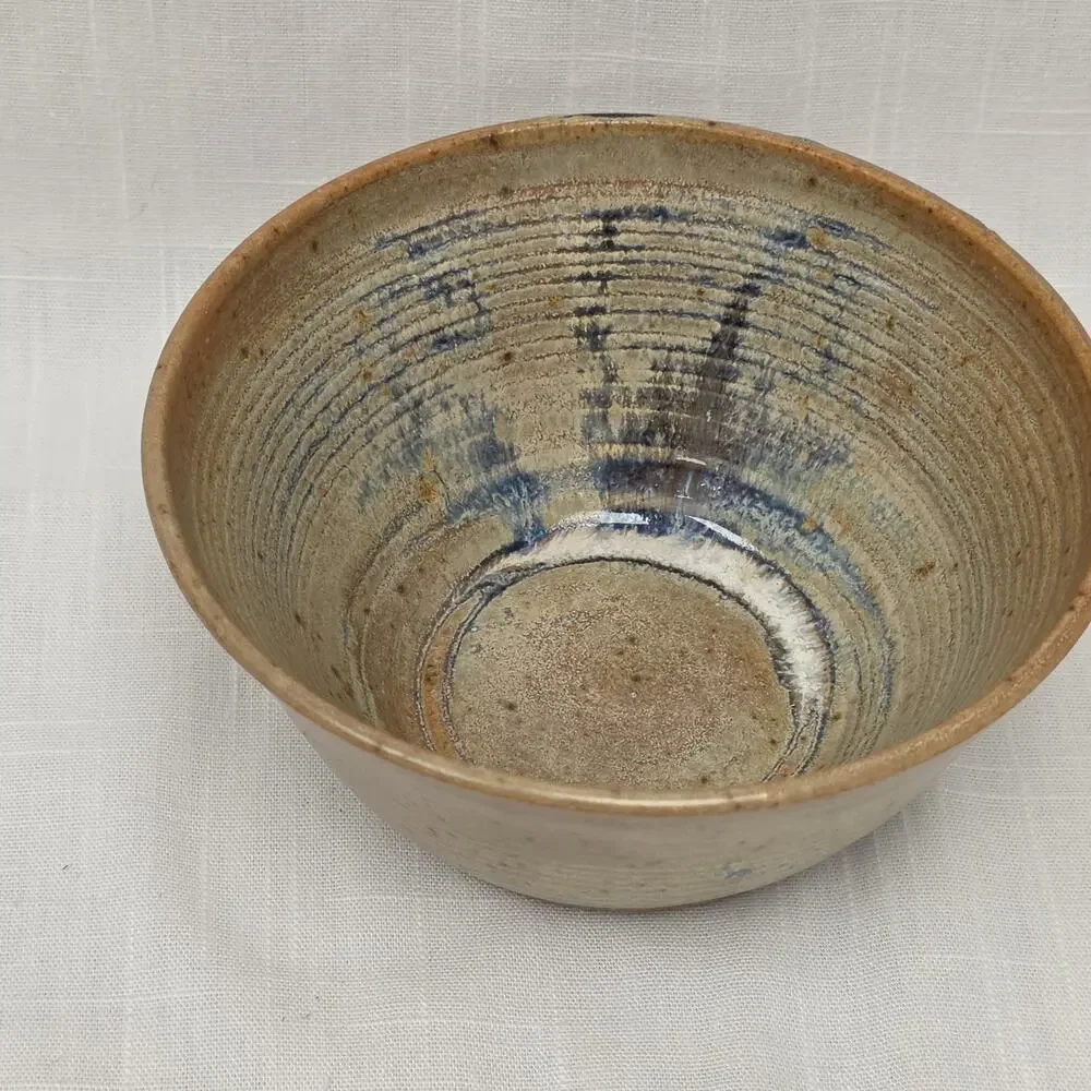 Signed Studio Art Pottery Stoneware Bowl Blue Brown Speckled Glaze 5.5